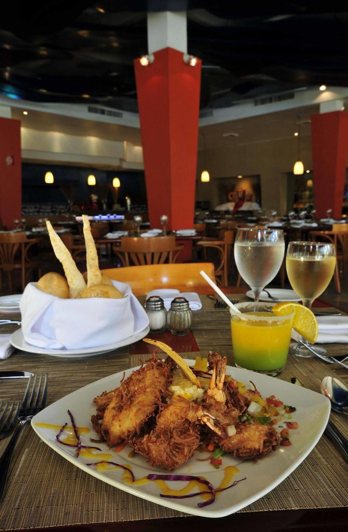 Ocean Breeze Mazatlan酒店 外观 照片